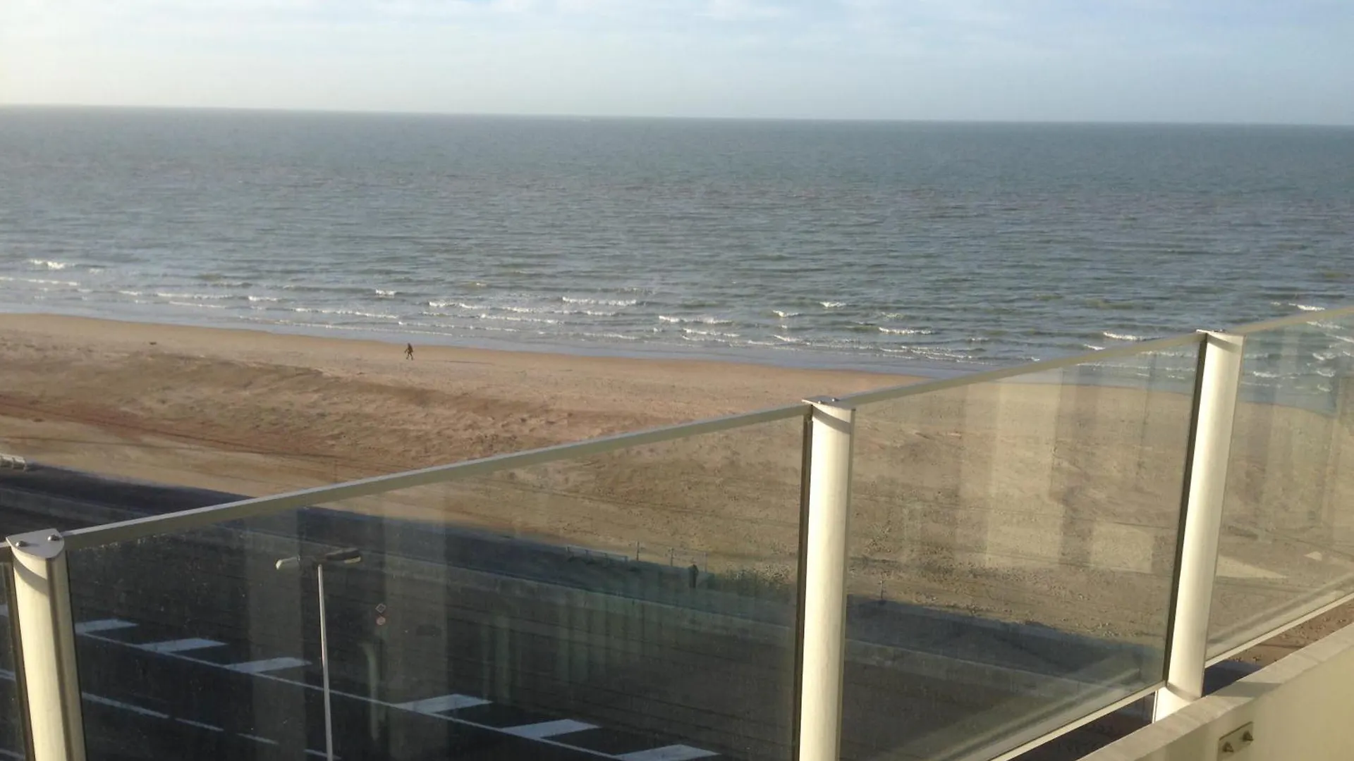 Apartment Raversijde With Seaview Ostende 0*,  Belgique